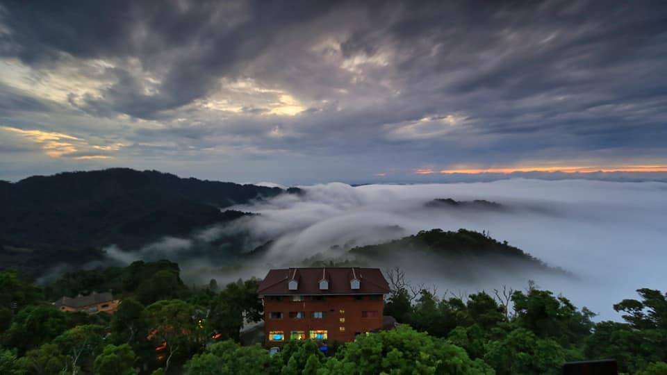 雲洞山莊