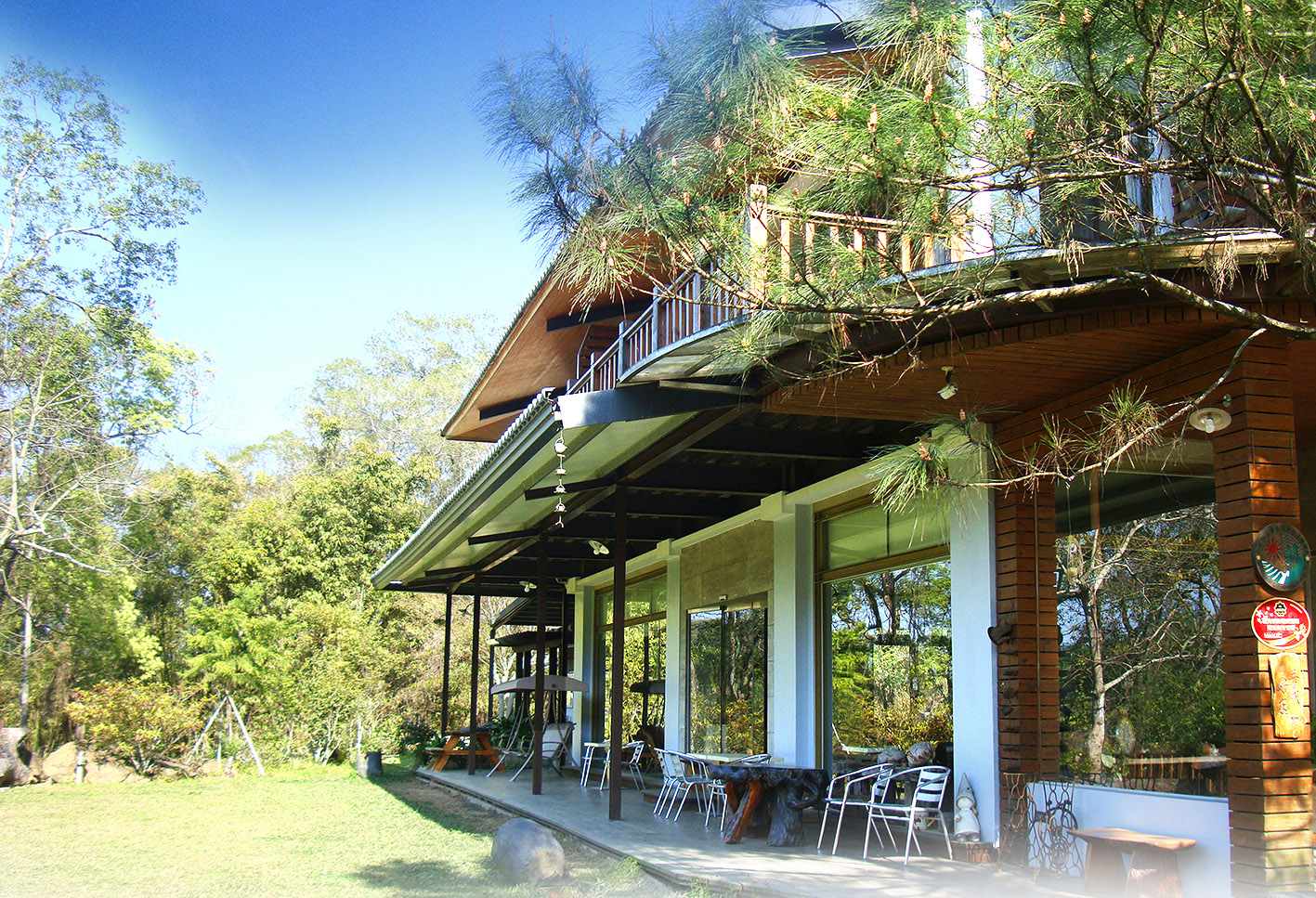 福軒養生館｜入住森林木屋飽覽自然更迭美景 四月夜訪螢火蟲